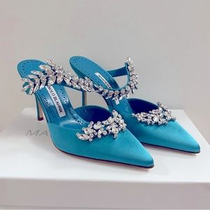 Manolo Blahnik Lurum 90 Embellished Satin Mules in Turquoise size 36